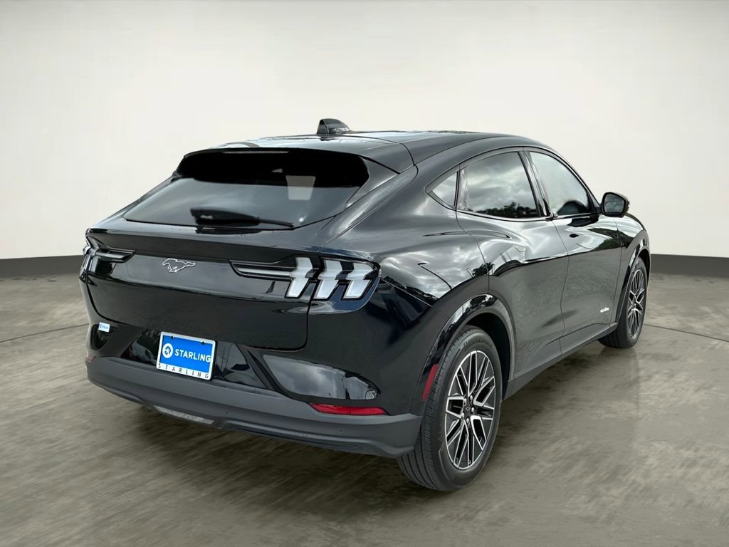 Certified 2025 Ford Mustang Mach-E Premium image 6