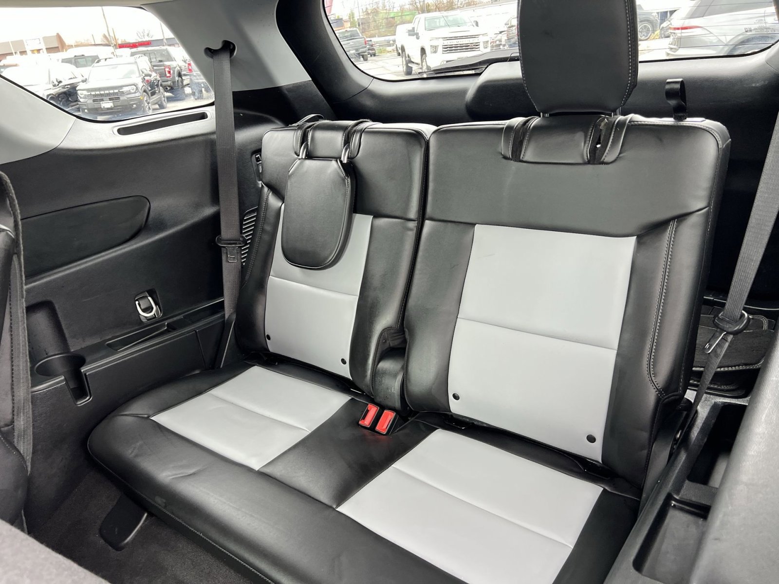 Certified 2023 Ford Explorer XLT w/ Equipment Group 202A image 24