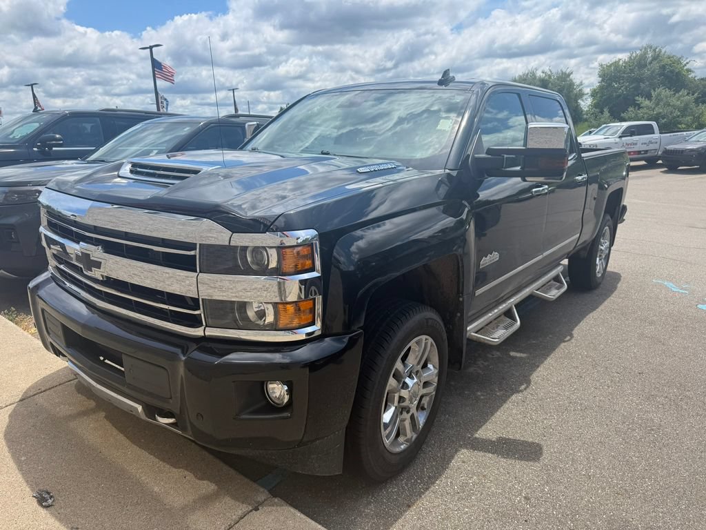 Used 2018 Chevrolet Silverado 2500 High Country w/ Duramax Plus Package AWD/4WD image 3
