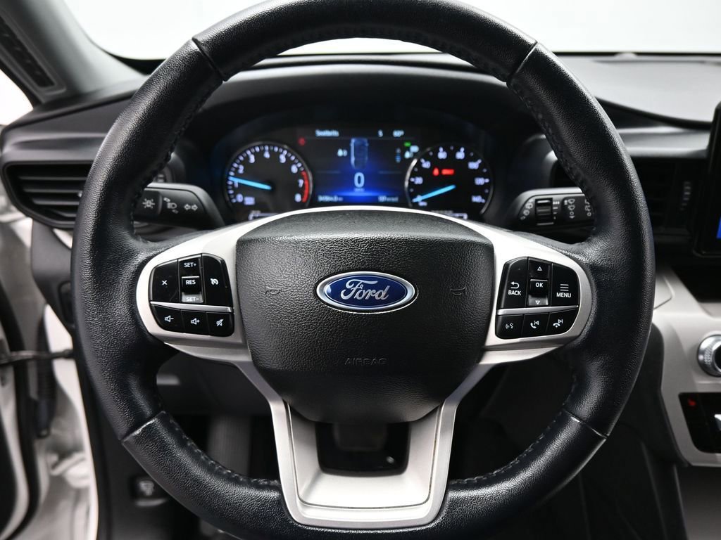 Certified 2023 Ford Explorer XLT image 39