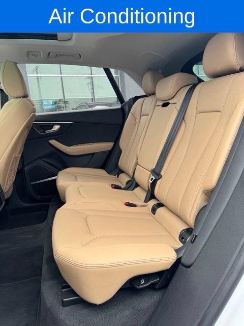 Used 2025 Audi Q8 Premium Plus AWD/4WD image 19