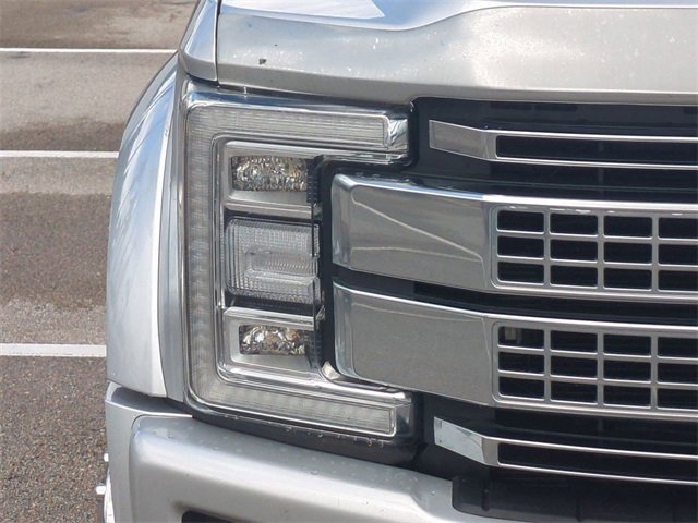 Certified 2019 Ford F450 Platinum w/ Platinum Ultimate Package image 10