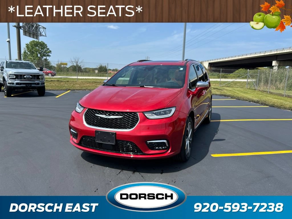 Used 2024 Chrysler Pacifica Pinnacle w/ Trailer Tow Group