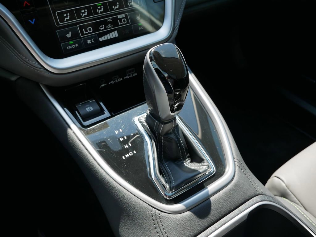 Used 2024 Subaru Outback Onyx Edition AWD/4WD image 24