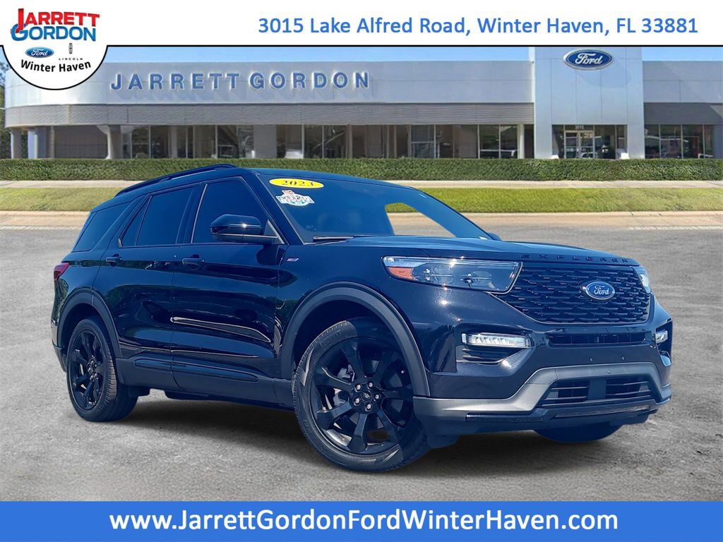 Certified 2023 Ford Explorer ST-Line w/ Class IV Trailer Tow Package