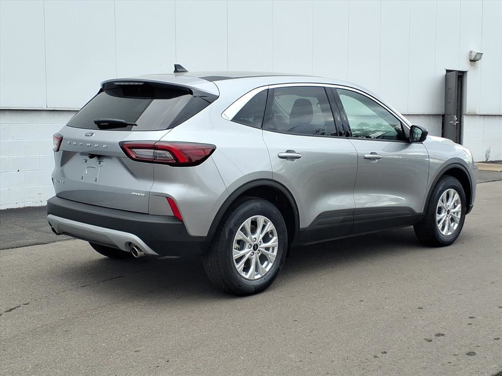 Certified 2024 Ford Escape Active image 4