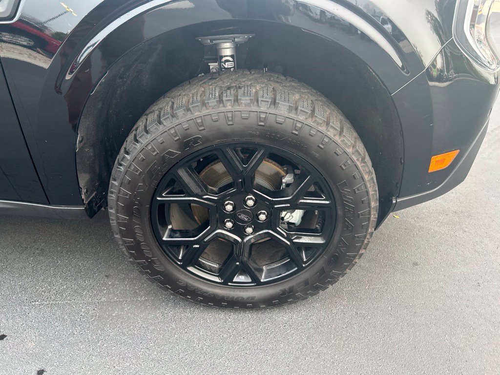 Certified 2025 Ford Maverick Lariat w/ Black Appearance Package AWD/4WD image 29