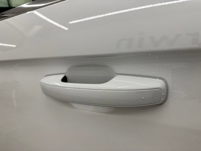 Certified 2025 Ford Expedition Active image 30