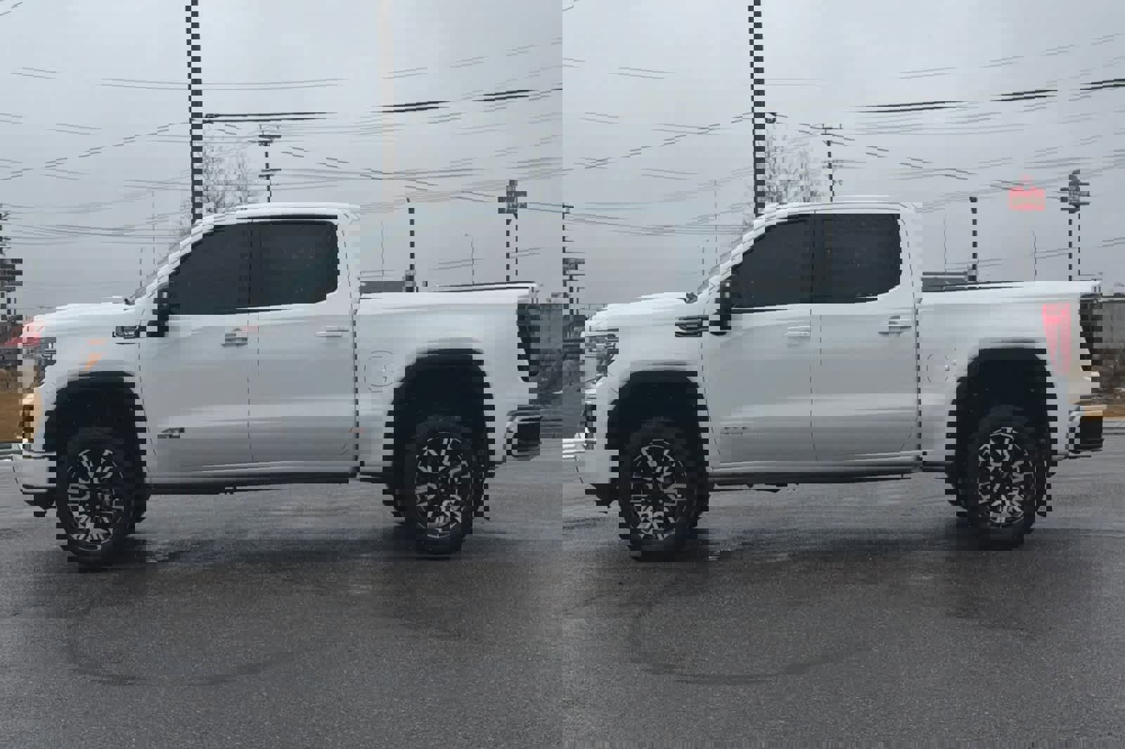 Used 2022 GMC Sierra 1500 AT4 w/ AT4 Premium Package image 2