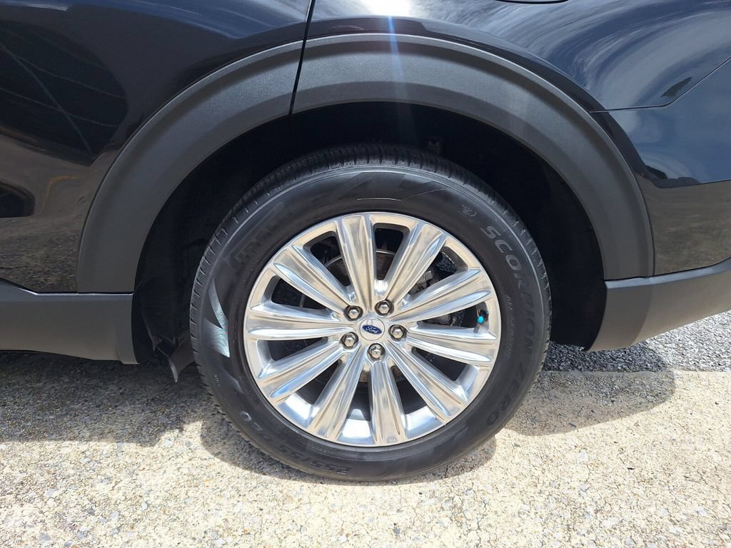 Certified 2023 Ford Explorer Limited w/ Limited Technology Package RWD image 28