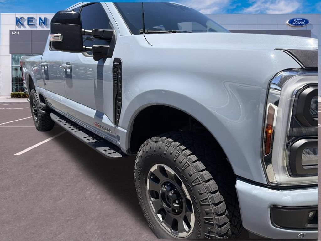 Certified 2024 Ford F250 Lariat w/ Lariat Ultimate Package AWD/4WD image 10
