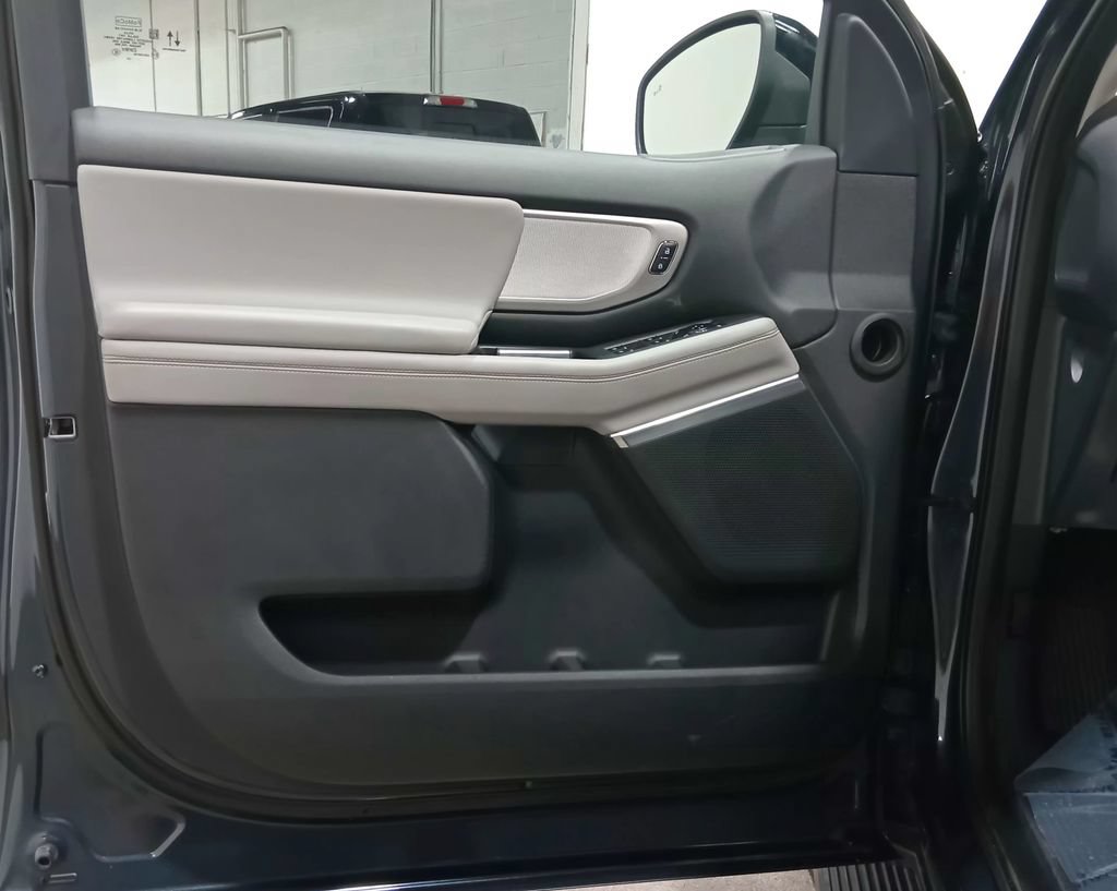 Certified 2025 Ford Expedition Max Active AWD/4WD image 20