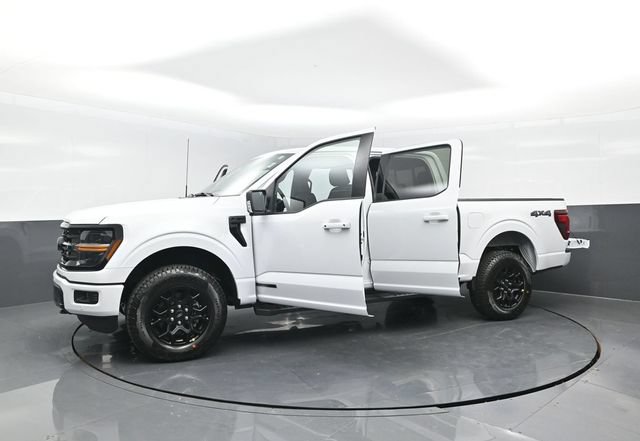 Certified 2025 Ford F150 XLT w/ Equipment Group 302A MID AWD/4WD image 33