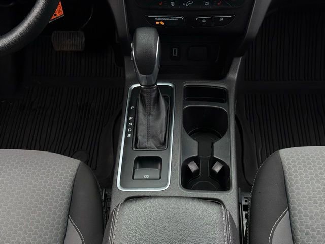 Certified 2018 Ford Escape SE w/ SE SYNC Package image 30