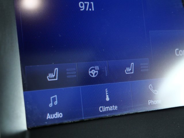 Certified 2020 Ford Edge ST-Line w/ Cold Weather Package AWD/4WD image 26