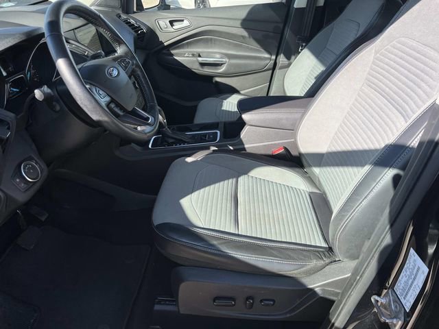 Certified 2019 Ford Escape SE image 16