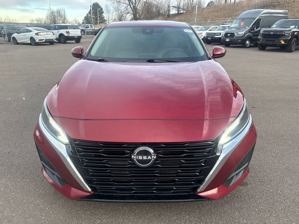 Used 2023 Nissan Altima 2.5 SV image 9