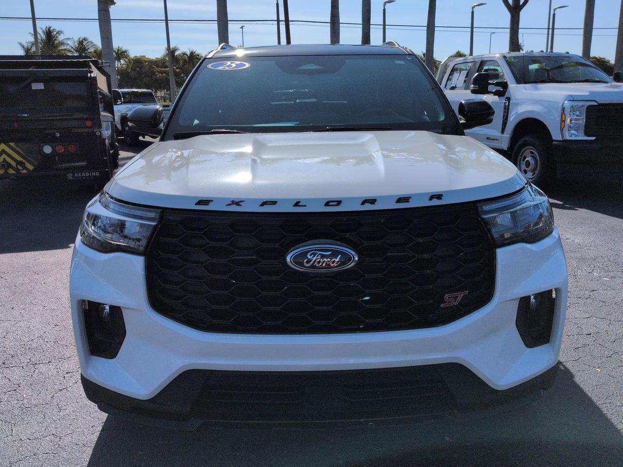 Certified 2025 Ford Explorer ST w/ Sun And Sound Package image 9