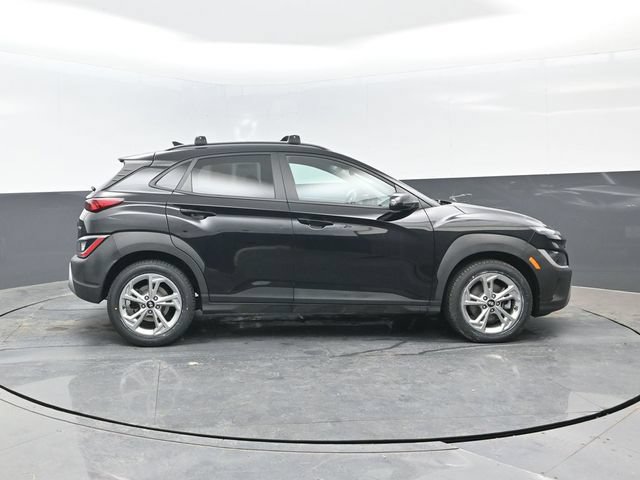 Used 2023 Hyundai Kona SEL AWD/4WD image 3