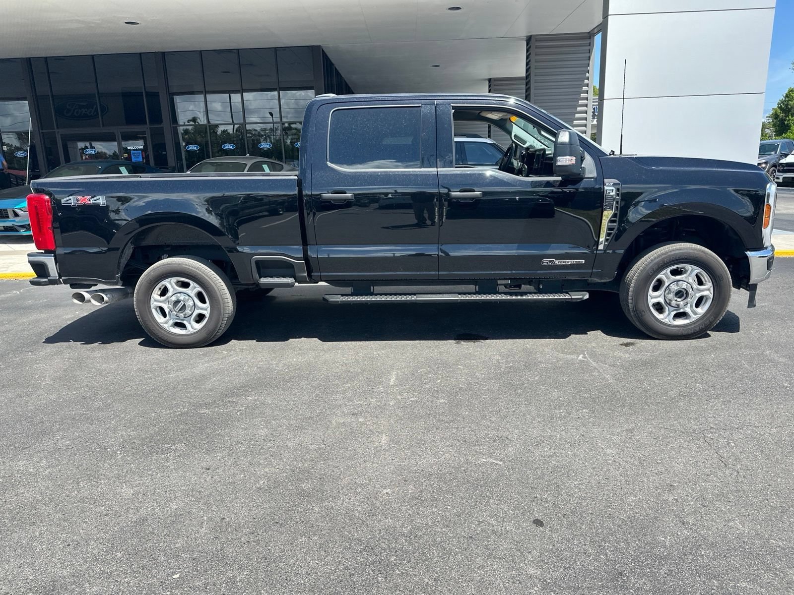Certified 2026 Ford F250 XLT AWD/4WD image 3