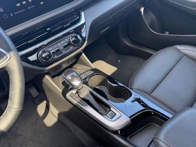 Used 2025 Buick Envista Sport Touring w/ Convenience I Package FWD image 19