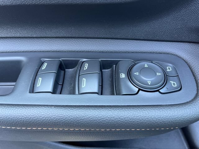 Used 2020 GMC Terrain SLE w/ Driver Convenience Package FWD image 24