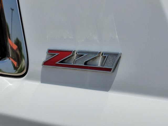 Used 2019 Chevrolet Tahoe LT w/ Luxury Package AWD/4WD image 9
