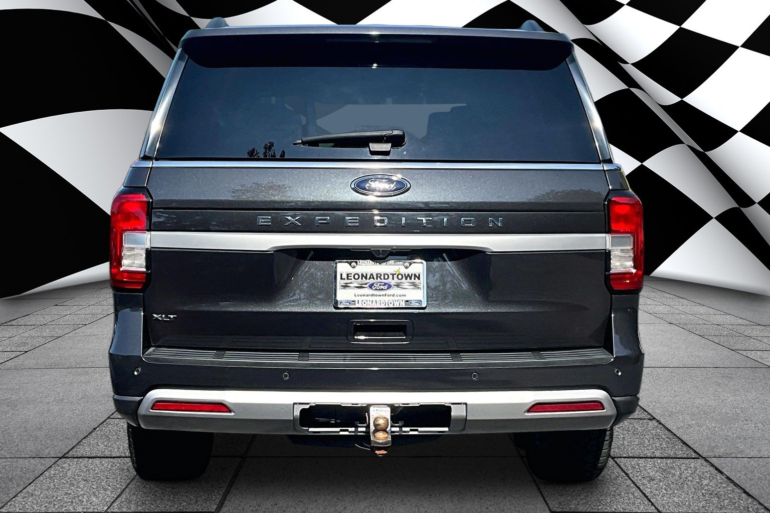 Certified 2022 Ford Expedition XLT AWD/4WD image 3