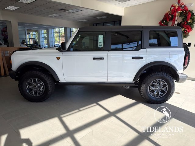 Certified 2025 Ford Bronco Badlands AWD/4WD image 5