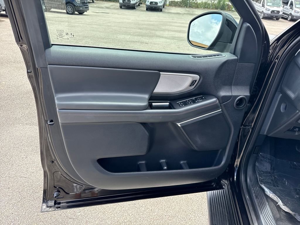 Certified 2025 Ford Expedition Max Active image 13