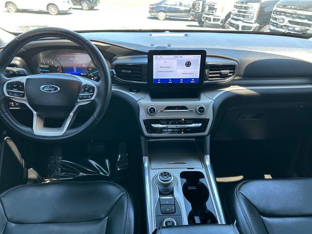 Certified 2023 Ford Explorer XLT w/ Equipment Group 202A AWD/4WD image 6