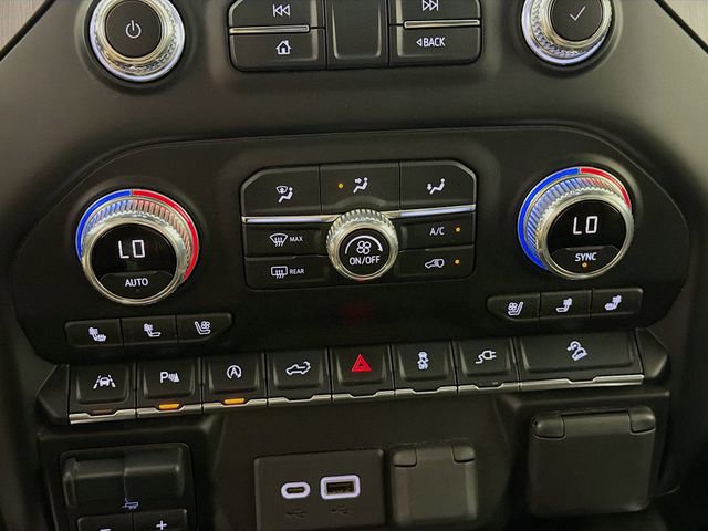 Used 2021 GMC Sierra 1500 AT4 w/ AT4 Premium Package AWD/4WD image 19