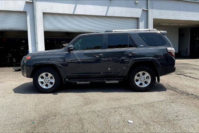 Used 2024 Toyota 4Runner SR5 Premium w/ Moonroof Package AWD/4WD image 8