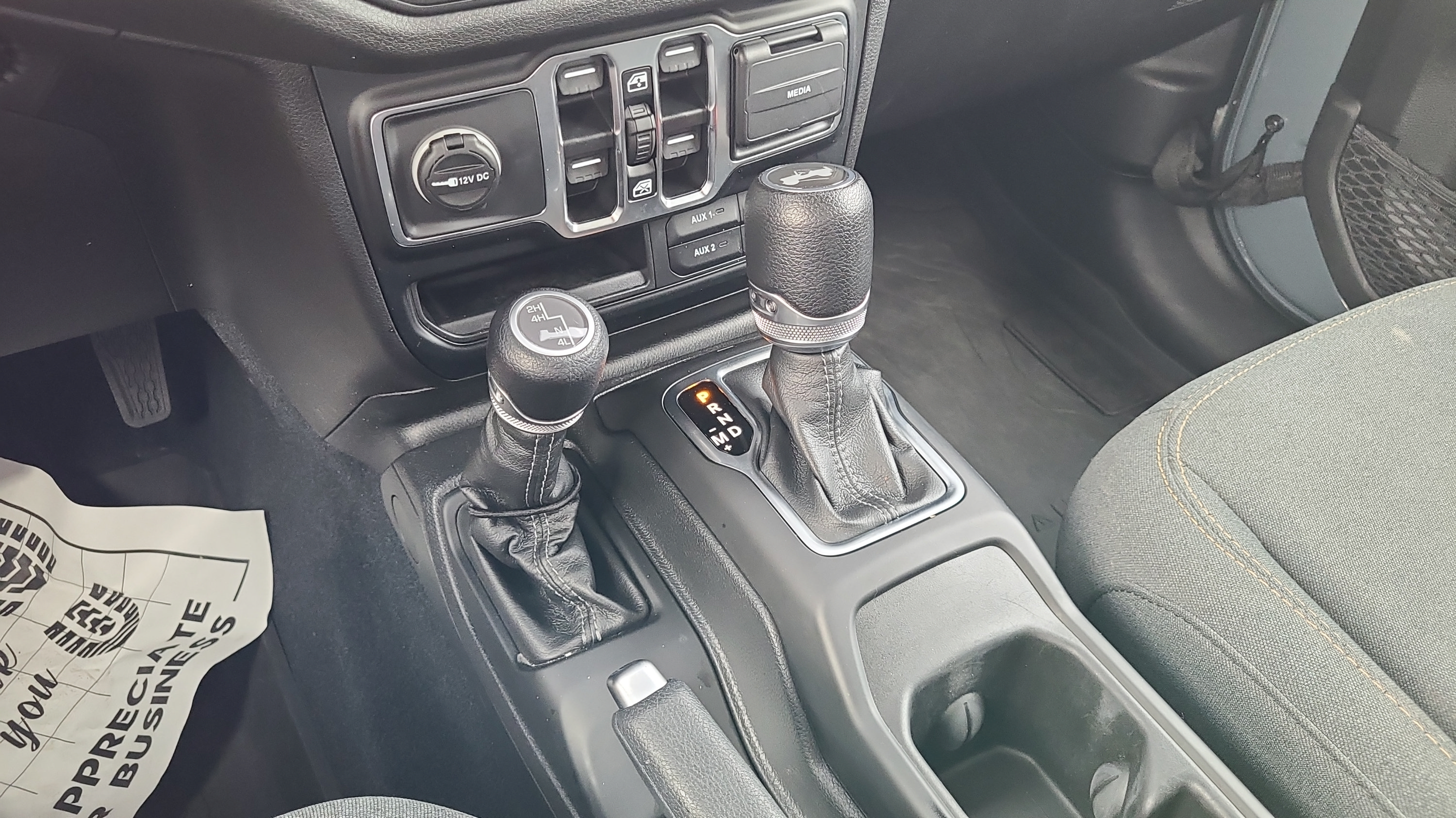 Used 2024 Jeep Wrangler Unlimited Sport AWD/4WD image 23