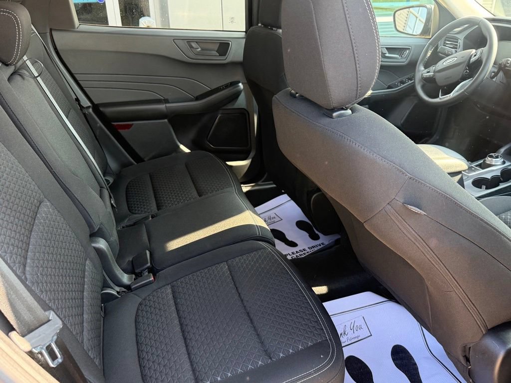 Certified 2023 Ford Escape Active AWD/4WD image 15