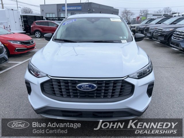 Certified 2025 Ford Escape Active w/ Cold Weather Package image 3