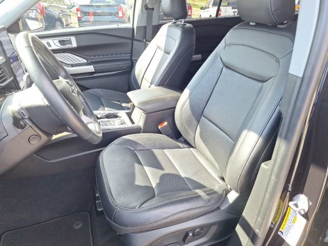 Certified 2023 Ford Explorer Limited w/ Hybrid Equipment Group 310A image 12