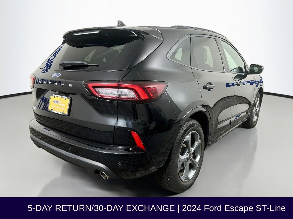 Certified 2024 Ford Escape ST-Line w/ Tech Pack #1 FWD image 8