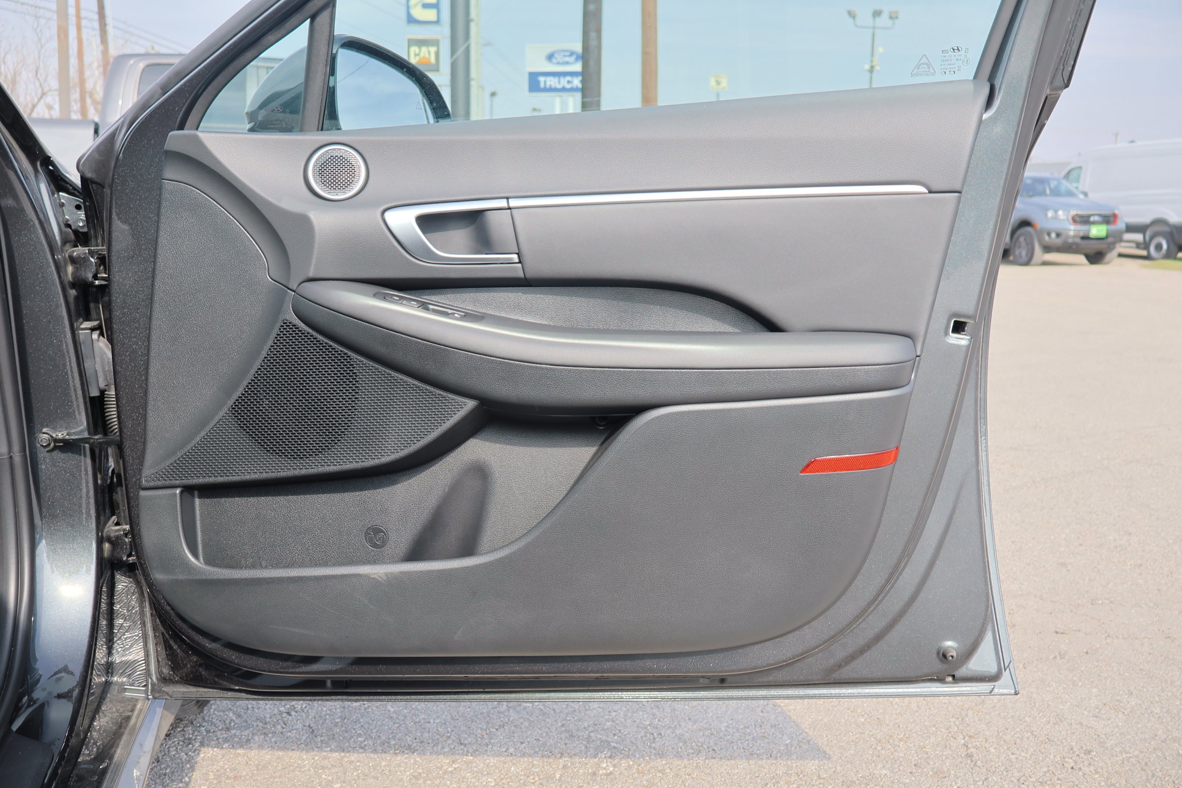 Used 2024 Hyundai Sonata SEL w/ Convenience Package image 48