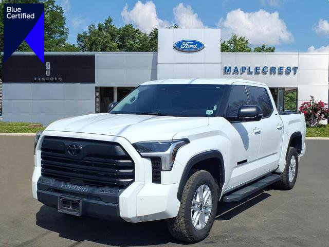 Used 2022 Toyota Tundra SR5 w/ SR5 Premium Package image 1