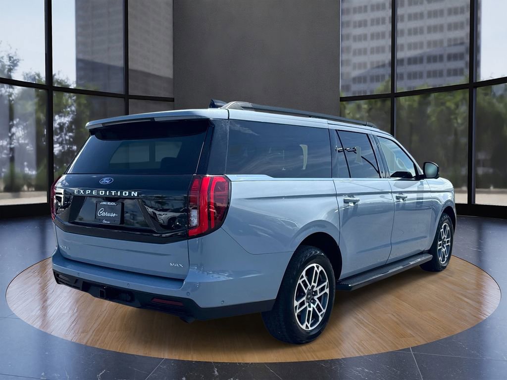 Certified 2025 Ford Expedition Max Active AWD/4WD image 3