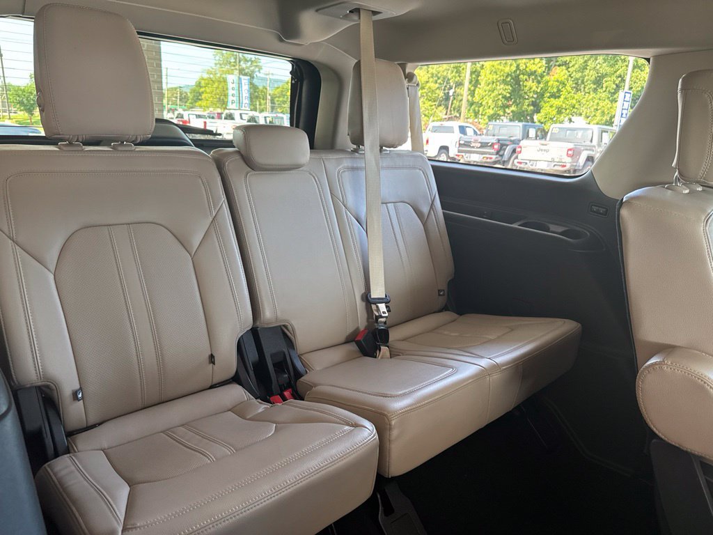 Certified 2024 Ford Expedition Max Limited RWD image 25