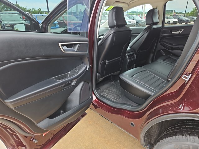 Certified 2024 Ford Edge SEL w/ Convenience Package AWD/4WD image 11