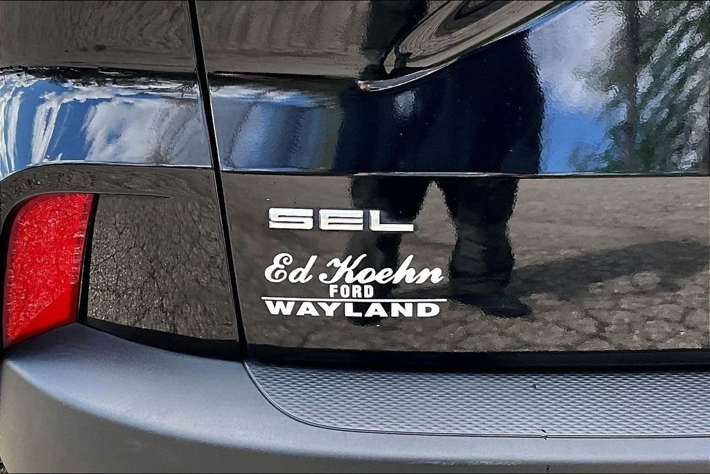 Certified 2022 Ford Escape SEL AWD/4WD image 8