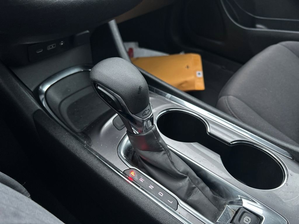 Used 2023 Chevrolet Malibu LT image 28