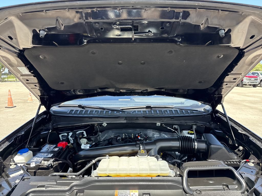 Certified 2025 Ford Expedition Active RWD image 33