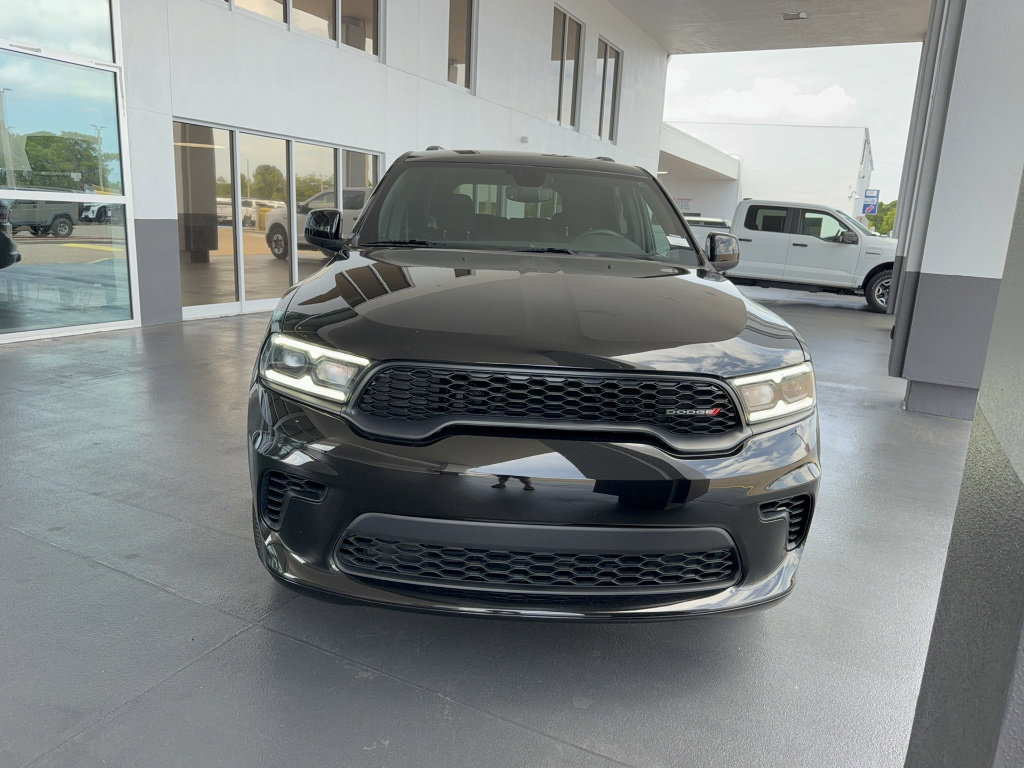 Used 2025 Dodge Durango GT w/ Blacktop Package RWD image 3