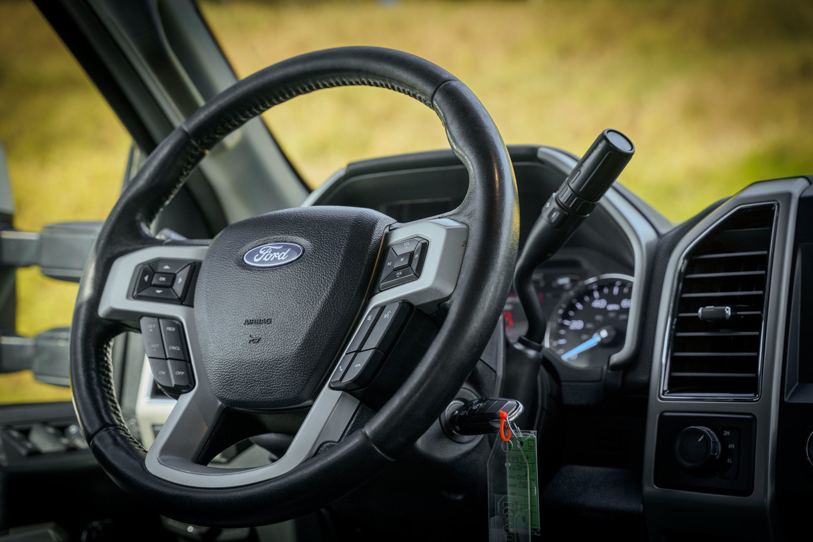 Certified 2019 Ford F350 Lariat w/ Lariat Value Package AWD/4WD image 40