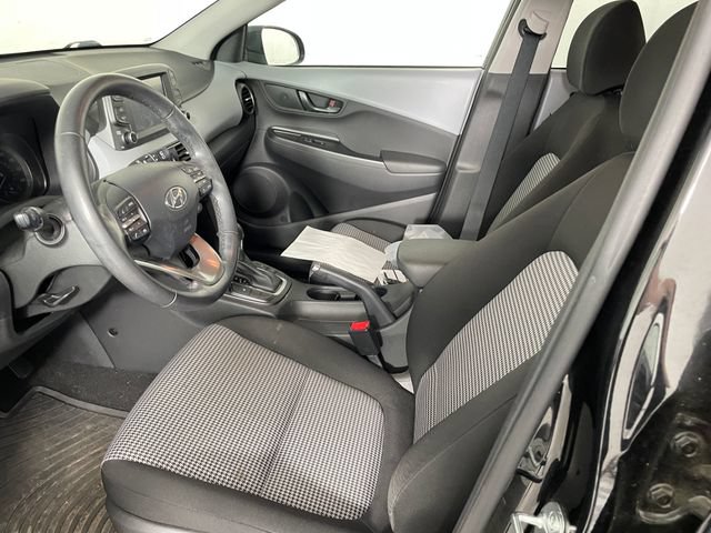 Used 2021 Hyundai Kona SEL AWD/4WD image 2