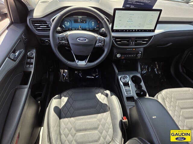 Certified 2023 Ford Escape Platinum w/ Premium Technology Package AWD/4WD image 13
